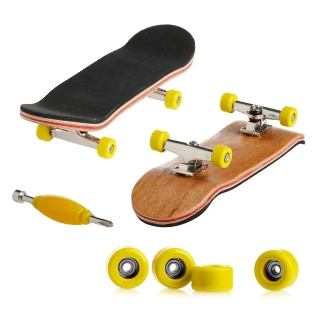 Mini skateboard nielen pre chlapcov