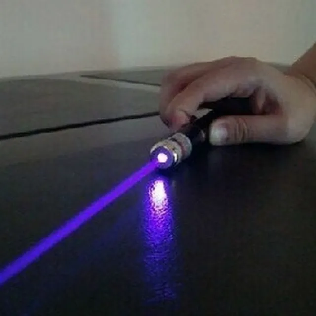 Wskaźnik laserowy NJ88