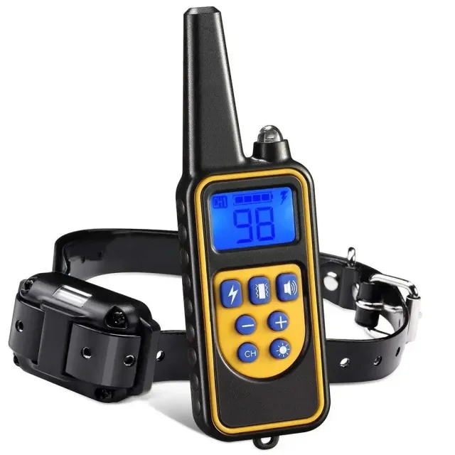 Waterproof training collar for dogs with a range of 800 m