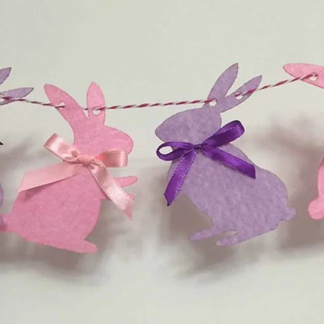 Easter chain with bunnies