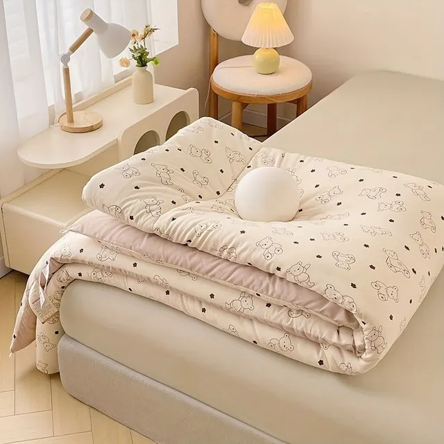 Warm winter duvet, soft and comfortable, for a comfortable sleep in autumn and winter