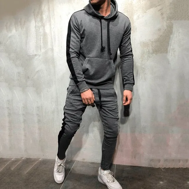 Men's stylish tracksuit for casual wear or sports