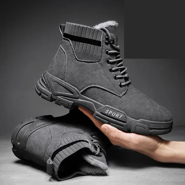 Winter men's stylish warm casual boots with thick soles