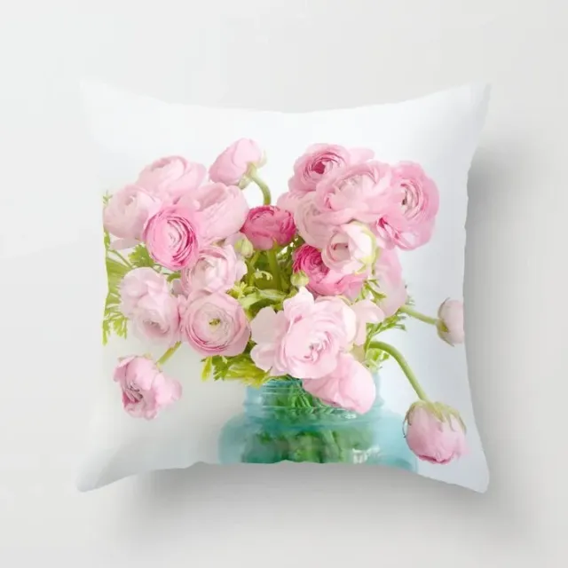 Gentle pillowcase with flower motif 45 x 45 cm