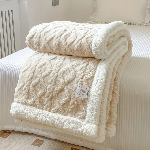 Smooth double-sided fleece blanket, suitable for autumn, winter and summer air conditioning