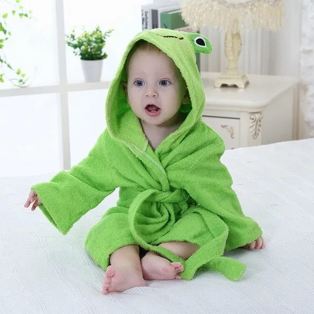 Children's bathrobe with hood and animal motifs