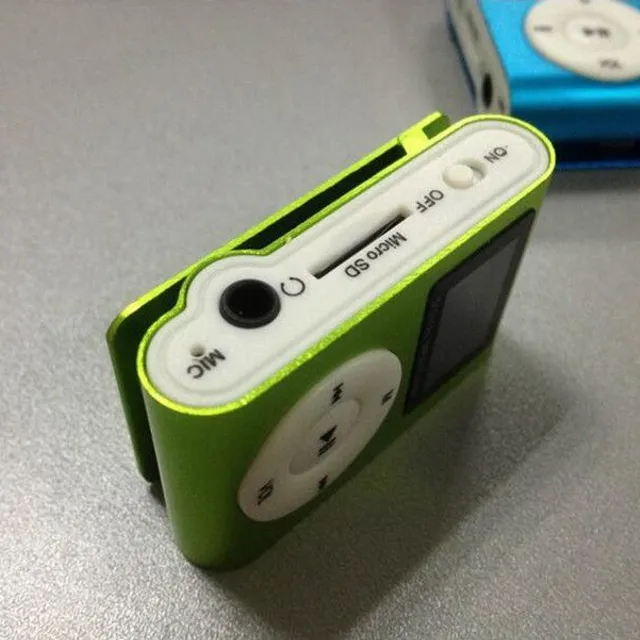 MP3 lejátszó + USB kábel + Micro SD kártya - 5 szín