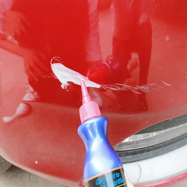 Paste to remove scratches on the car