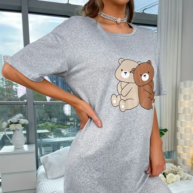 Nightgown with bear print in cartoon, comfortable shorts with short sleeve and round neckline