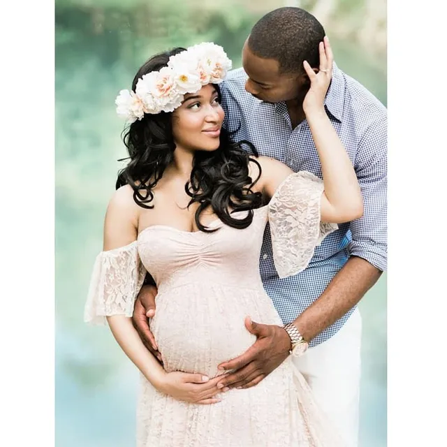 Women's Romantic Lace Dress for Pregnancy Photo Shooting