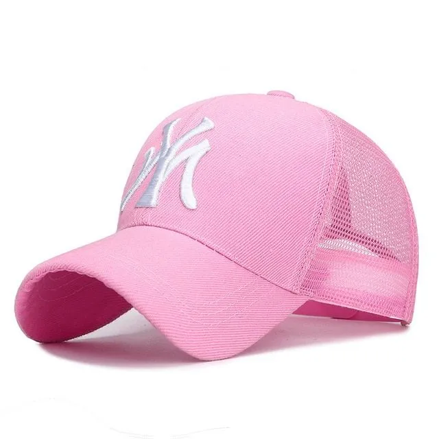 Nowoczesna czapka unisex z naszywką NY net-pink