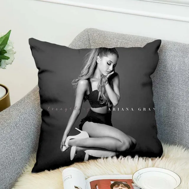 Pillowcase Ariana Grande 45x45cm v6