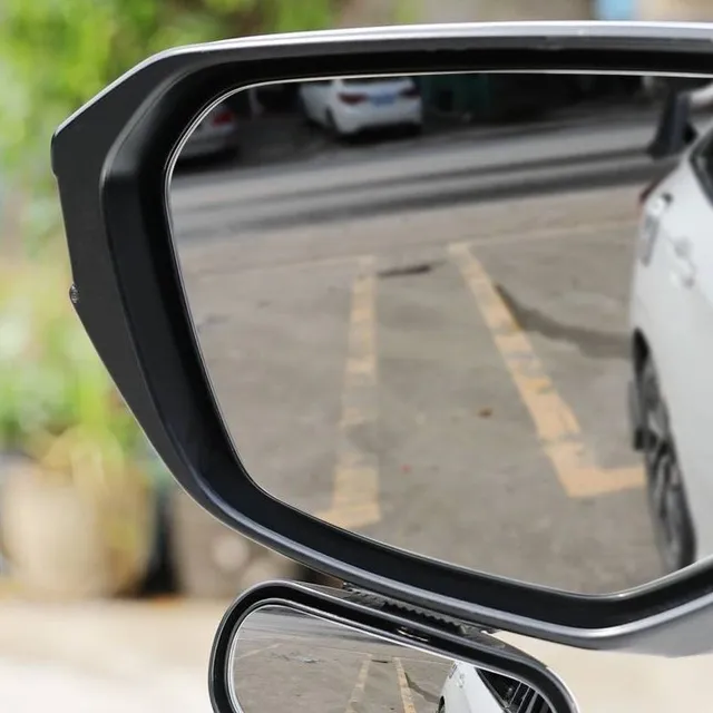 Universal wide-angle side mirror for blind angle