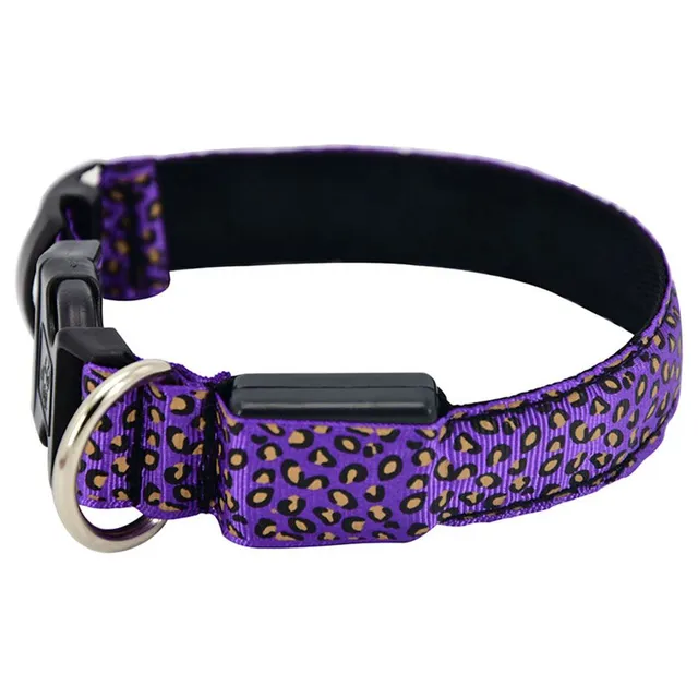 Adjustable nylon collar with LED lighting