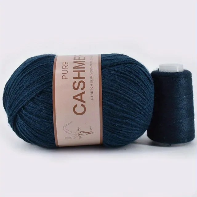 Beautiful 98% cashmere yarn for hand knitting and crochet - soft and suitable for machines - ball for scarves, sweaters and more