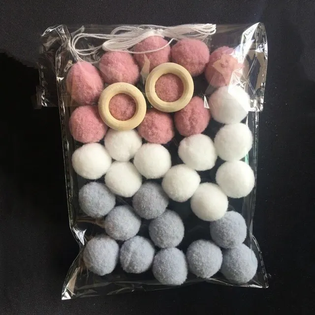 Decorative felt balls 30 pcs