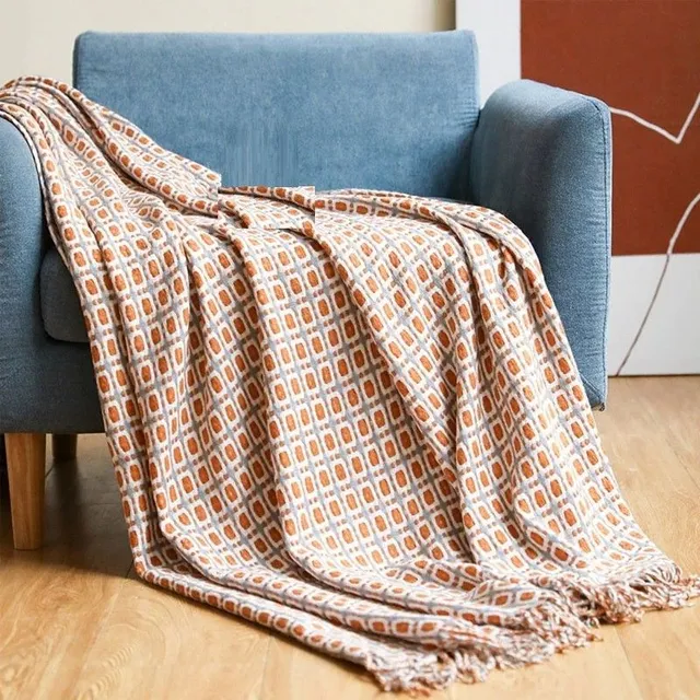 Knitted blanket with tassel 127 x 152 cm N974