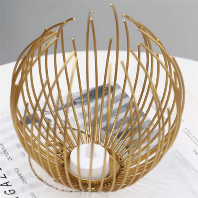 Maxwell Basket candlestick