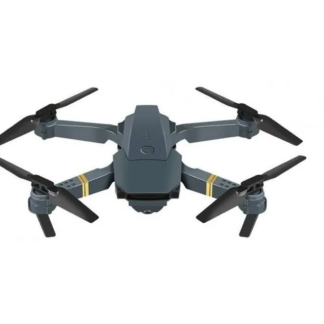 Drone with wide-angle 720p camera