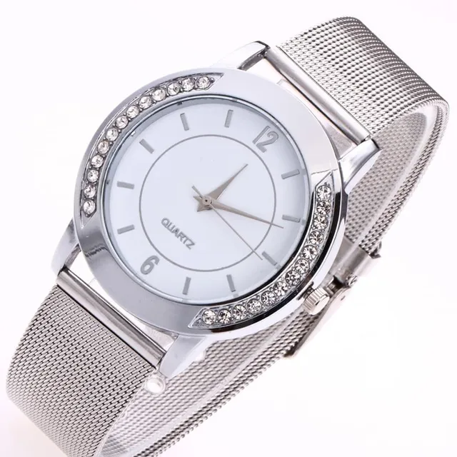 Ladies tasteful watch with rhinestones