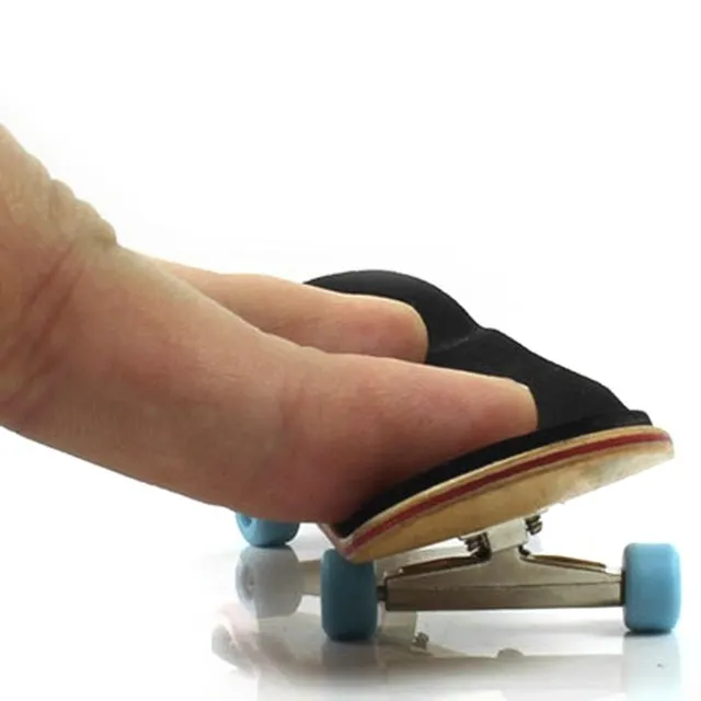 mini skateboard