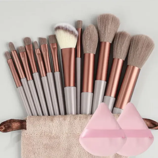 Set of 13 make-up brushes - soft and fluffy brushes on the base base, face, eye shadows and kabuki