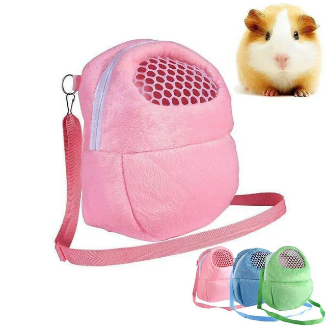 Warm travel carrier for small pets