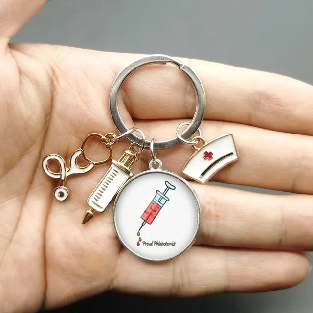 Original keychain with motif of doctors and nurses