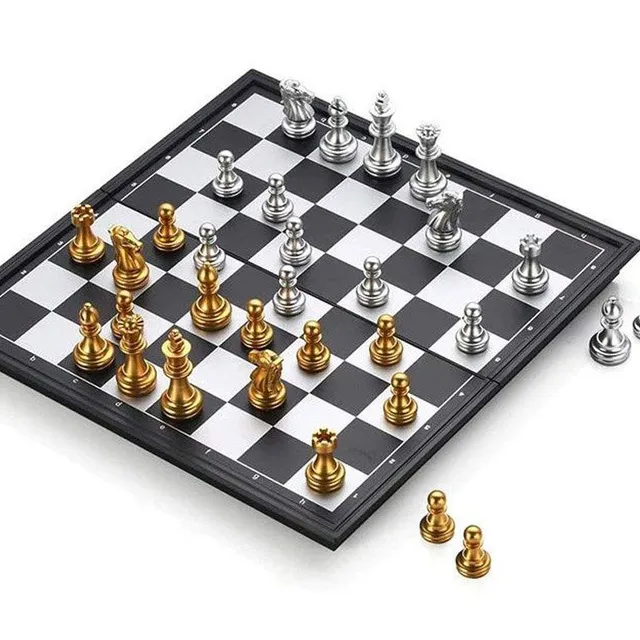 Magnetické zlato-stříbrné šachy 25x25 cm