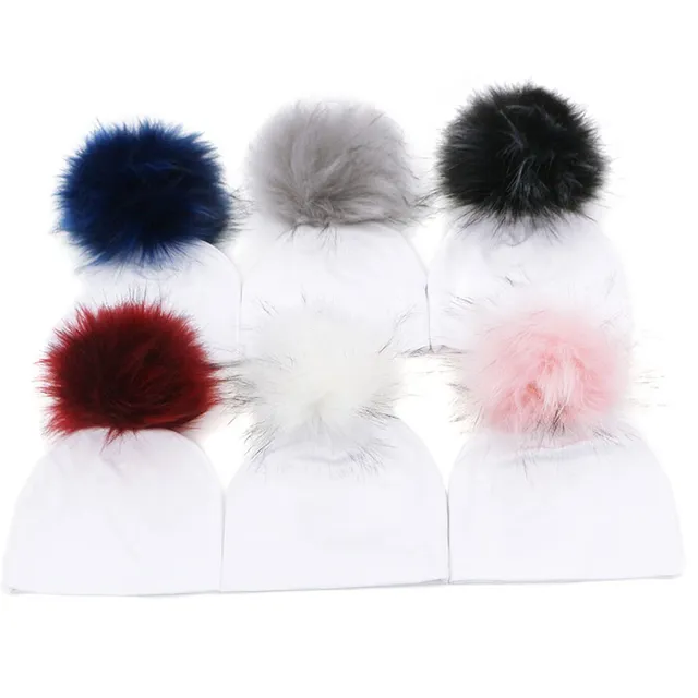 Children's winter cap with pompoms - 7 colours