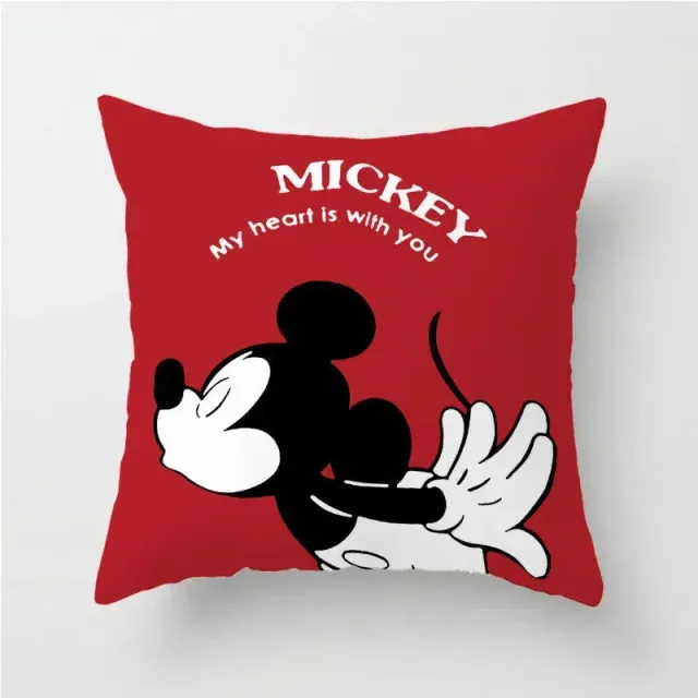 Potah na dětský polštářek s roztomilými motivy postav Mickey a Minnie