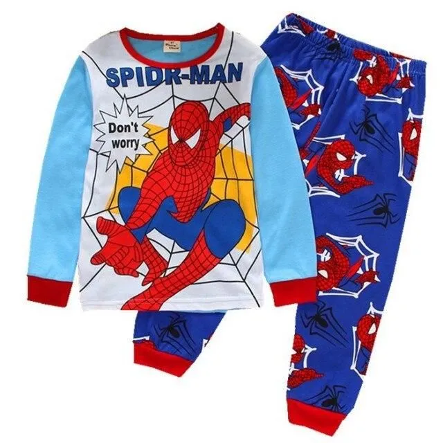 Pijama lungă pentru copii cu Spiderman