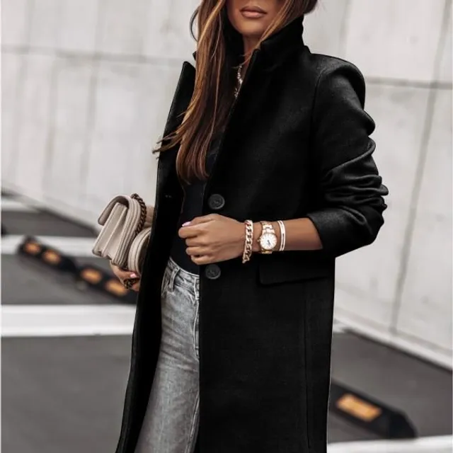 Autumn and winter simple coat with long sleeves and buttons