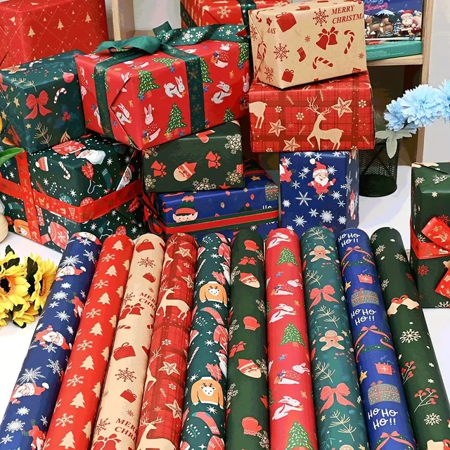 10 pcs of Christmas wrapping paper set with cheerful motifs