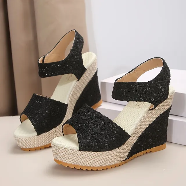 Sandále na klin s otvoreným tipom, príležitostne elegantné papuče na platforme, univerzálne sociálne sandále