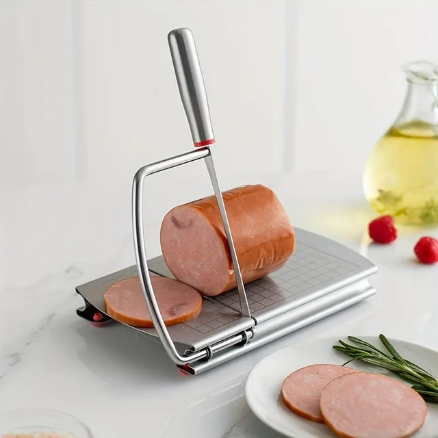 Professional cheese cutter with adjustable cutting thickness