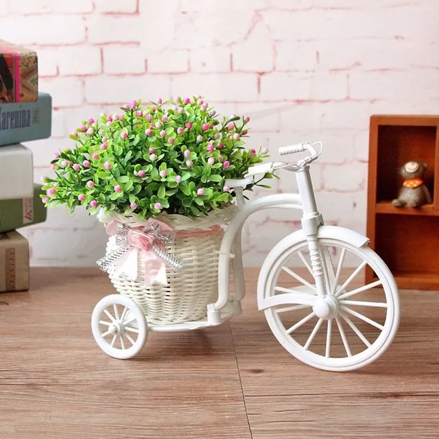 Luxusní dekorace ve tvaru proutěného košíku na kole - bílá barva Ernust
