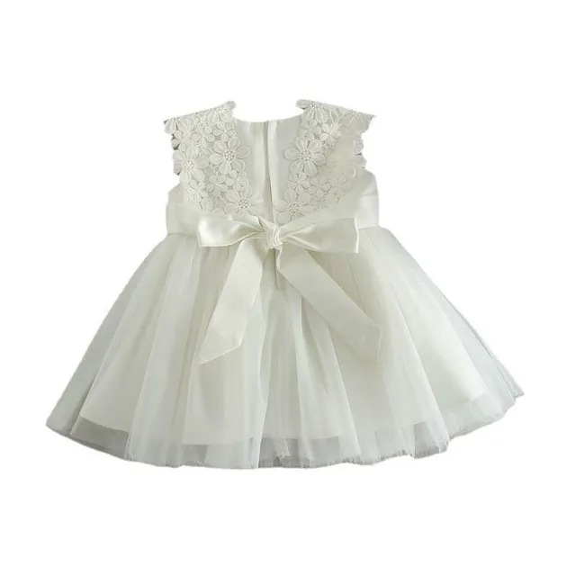 Dievčenské biele šaty s tylovou sukňou