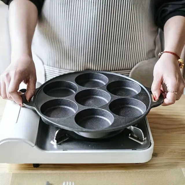 Öntöttvas serpenyő 7 tojásra tapadásmentes bevonattal - ideális reggelire, brunchra és vacsorára