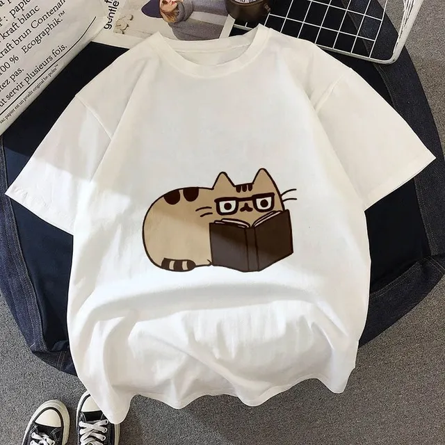 Cute kawaii t-shirt with favorite cat for kids