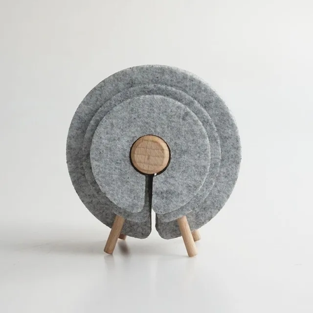 Coasters with sheep-shaped stand 14 pcs