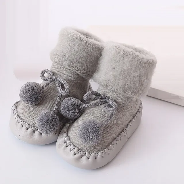 Baby socks hard sole and balls grey - Devan seda 1