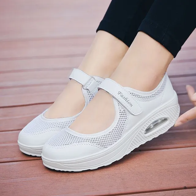 Lightweight Breathable Fashion Sneakers