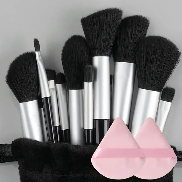 Set of 13 make-up brushes - soft and fluffy brushes on the base base, face, eye shadows and kabuki