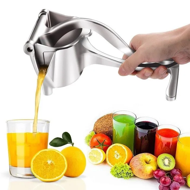 Manual juicer