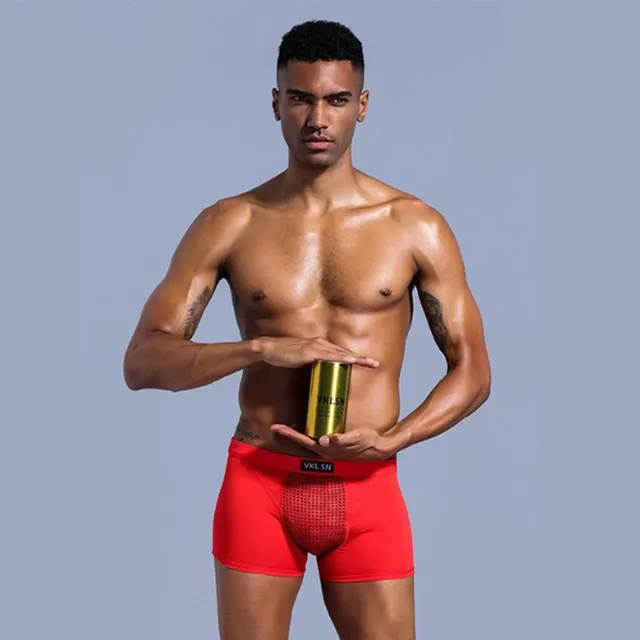 Men's boxer shorts with vitalising and energising magnetic effect