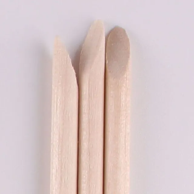 Zestaw drewnianych pałeczek do usuwania skóry paznokci