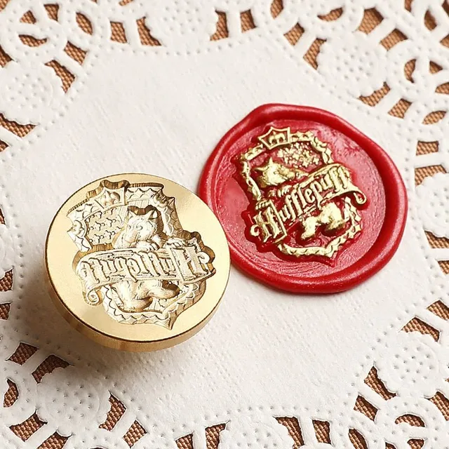 Original seal with Hogwarts crest motif - Harry Potter