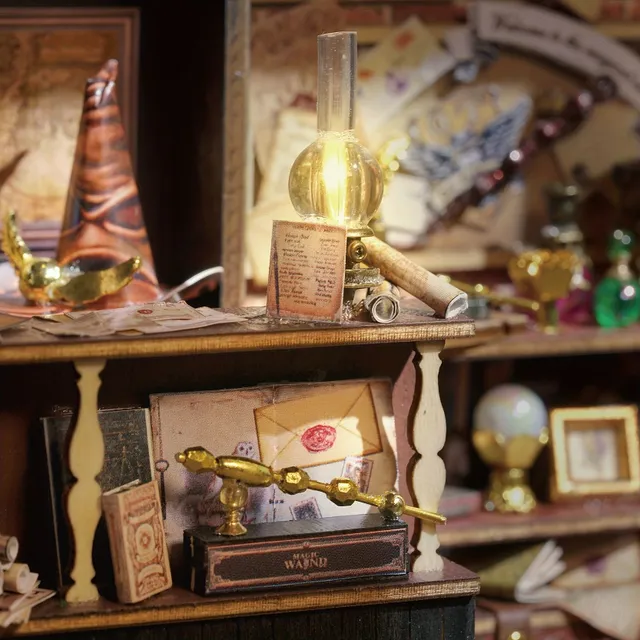 Kúzelný drevený domček - 3D puzzle a DIY miniatúry s nábytkom