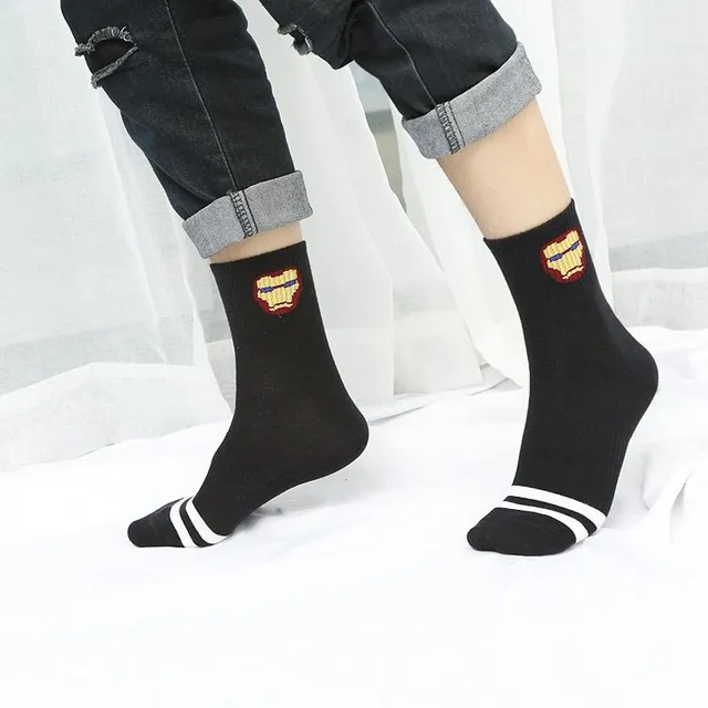 Unisex stílusos zokni és szuperhős motívum